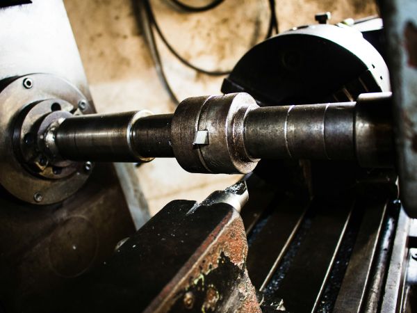 Boostez vos résultats en usinage grâce à l'huile soluble